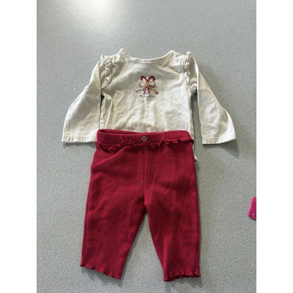 Carter's Christmas Outfit with Red Waffle Leggings Size: 3 Months